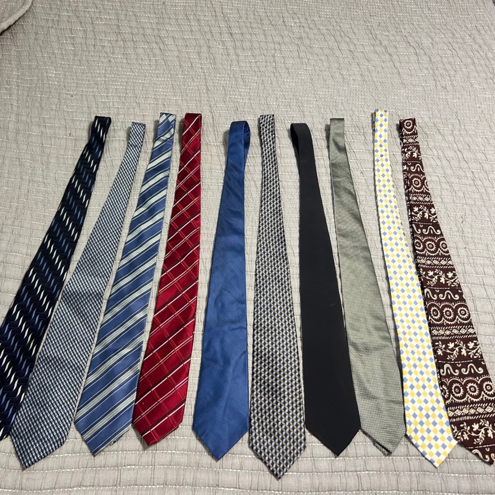 Geoffrey Beene Mens Silk Tie Lot 10 Pack Mixed Patterns Striped Geometric Solid